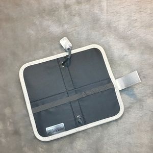Real Techniques Travel Small Makeup Brush Case